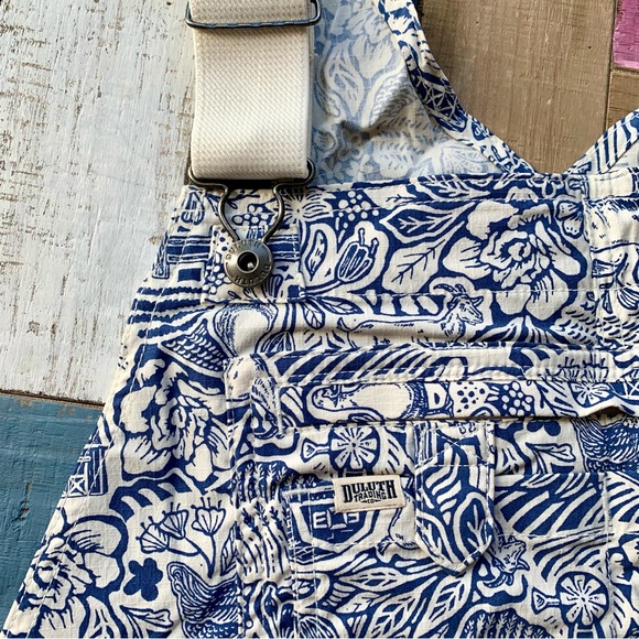 NWT Duluth 2X x31L Heirloom Gardening Bib Overalls Farm Toile Farm Garden Plant - Picture 3 of 10